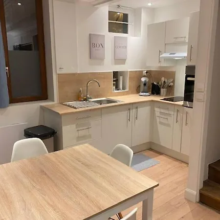 Au Petit Bragard- Triplex Proche Centre 公寓 *